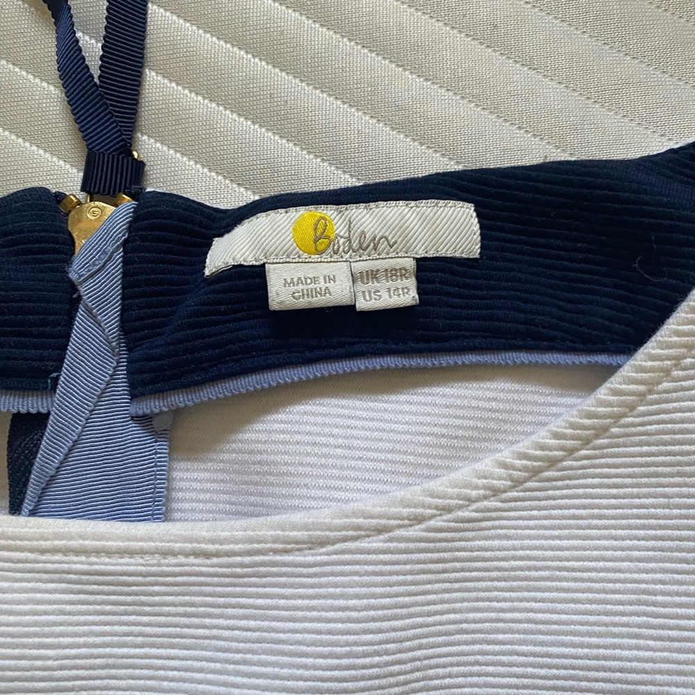 Boden dress - Picture 3 of 4